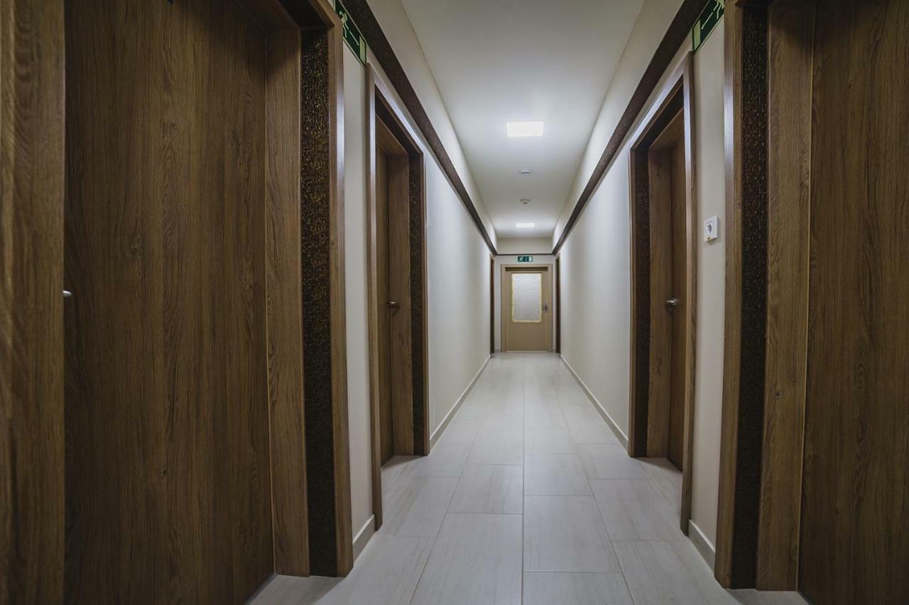 Sztár Motel Étterem Balassagyarmat Esterno foto